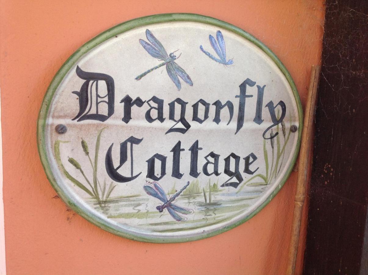 Dragonfly Cottage, Rattlesden エクステリア 写真